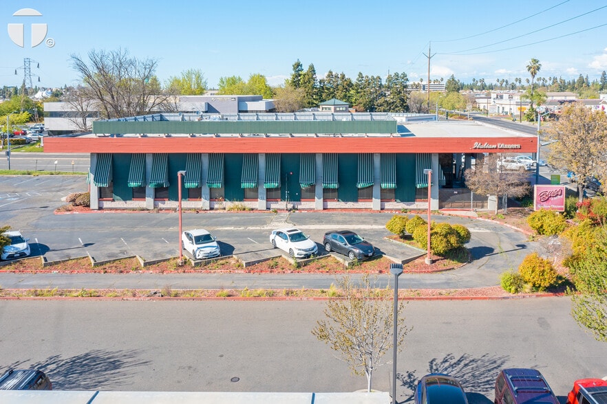More Photos Of 1249 Howe Ave, Sacramento Restaurant For Lease