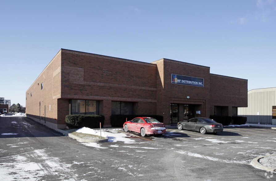 Primary Photo Of 140 Buttermill Ave, Vaughan Warehouse For Lease