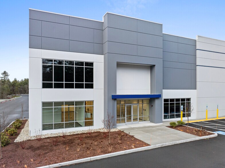 More Photos Of 150 Revolutionary Drive, East Taunton Warehouse For Lease