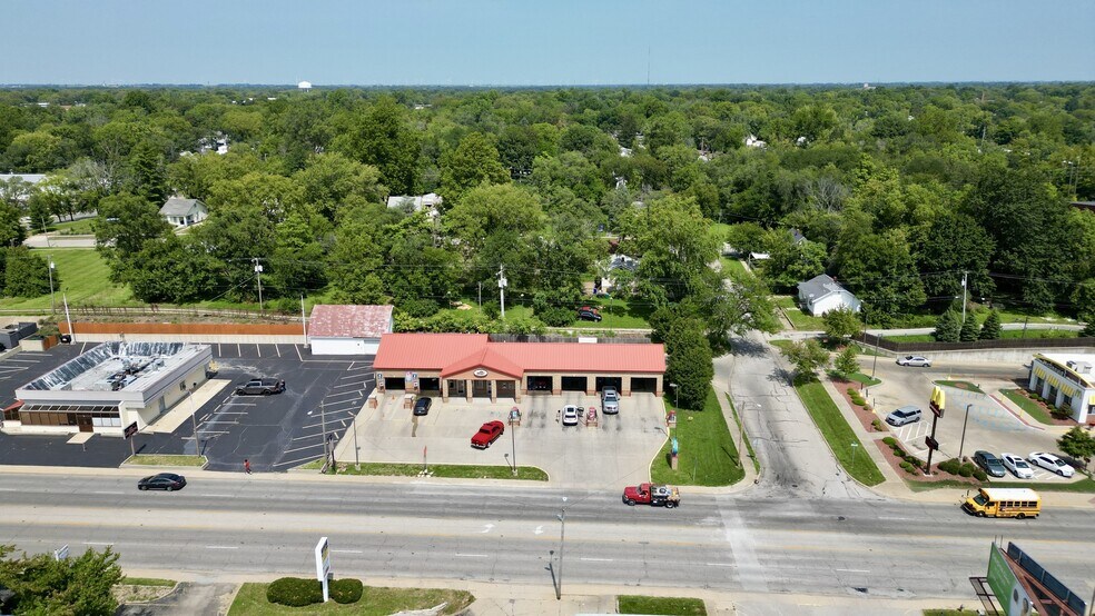 More Photos Of 1004 W Eldorado St, Decatur Carwash For Sale