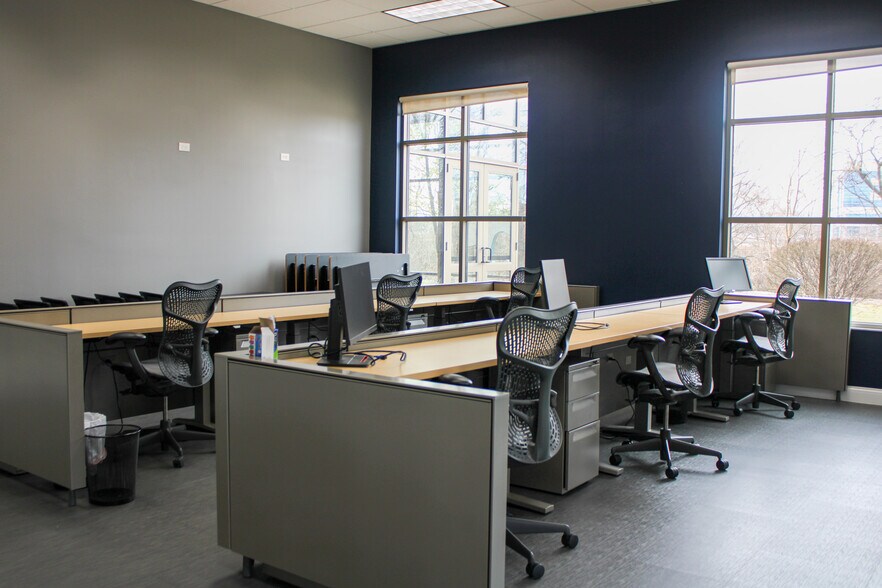 More Photos Of 575 W 1st Ave, Columbus Office For Sale