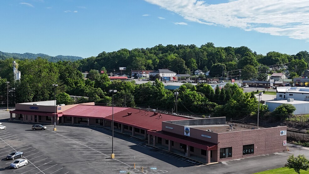 More Photos Of 1315 Euclid Ave, Bristol Unknown For Lease