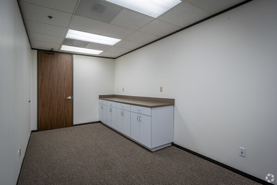 Photo of 5th Floor Ste 520