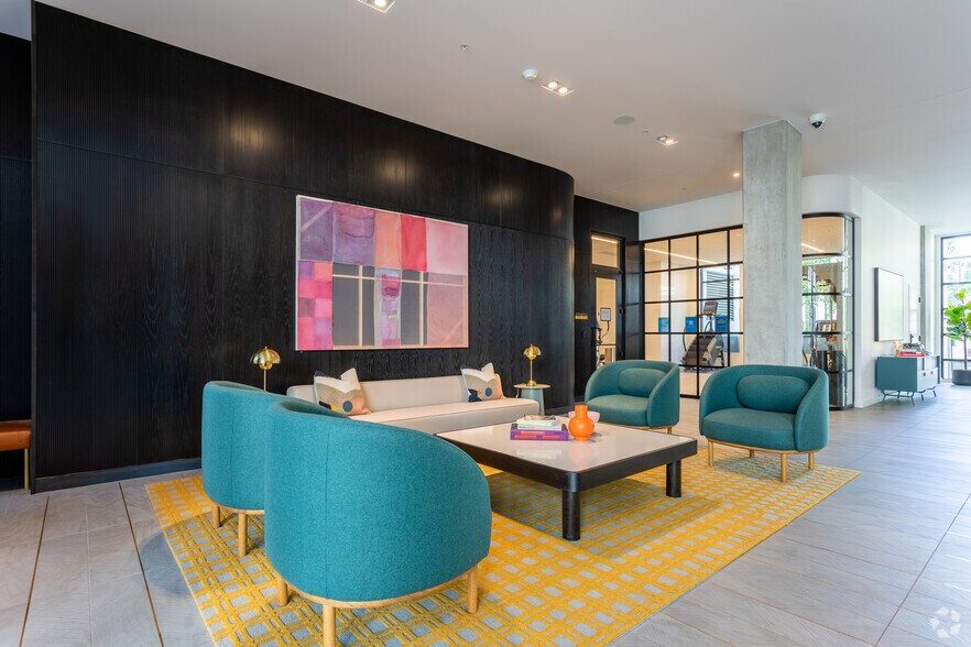 More Photos Of 518 NE 20th Ave, Portland Apartments For Lease