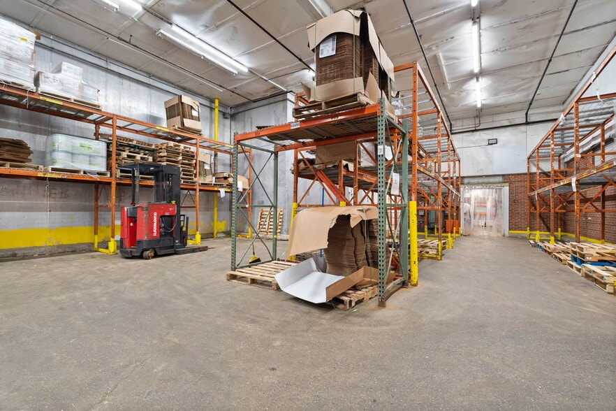 More Photos Of 16 Conn St, Woburn Food Processing For Sale