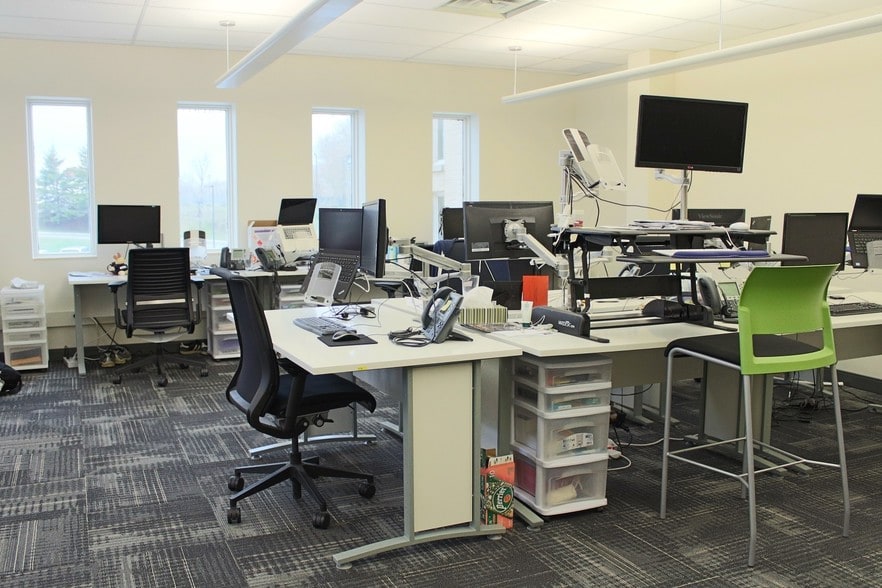 More Photos Of 148 Manitou Dr, Kitchener Office For Lease