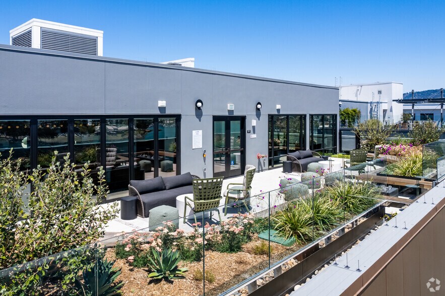 More Photos Of 219 9th Ave, Oakland Apartments For Lease