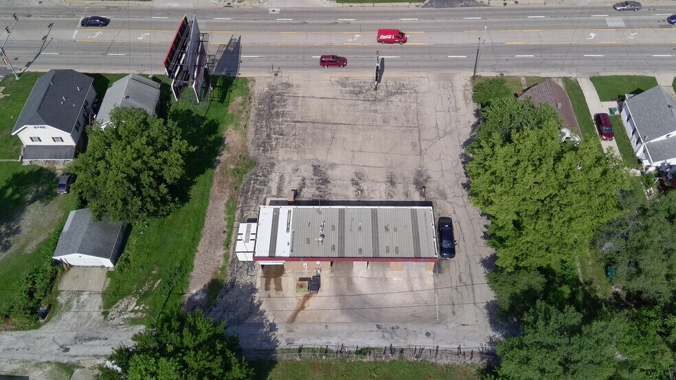 More Photos Of 500 Mckinley Ave, Bartonville Carwash For Sale