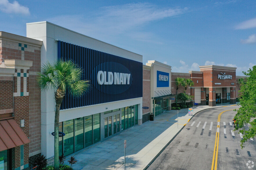 Primary Photo Of 12675 Citrus Plaza Dr, Tampa Unknown For Lease