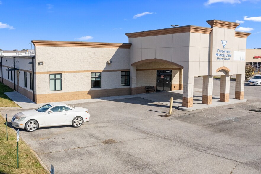 More Photos Of 783 New Highway 68, Sweetwater Medical For Sale