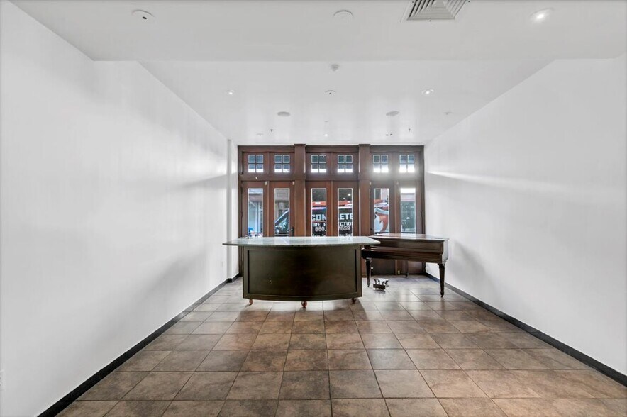 More Photos Of 99-101 Orange St, New Haven Storefront Retail Residential For Sale