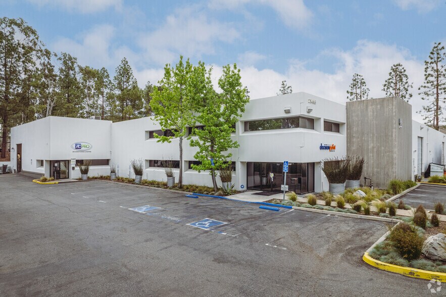 Primary Photo Of 23456 South Pointe Dr, Laguna Hills Warehouse For Lease