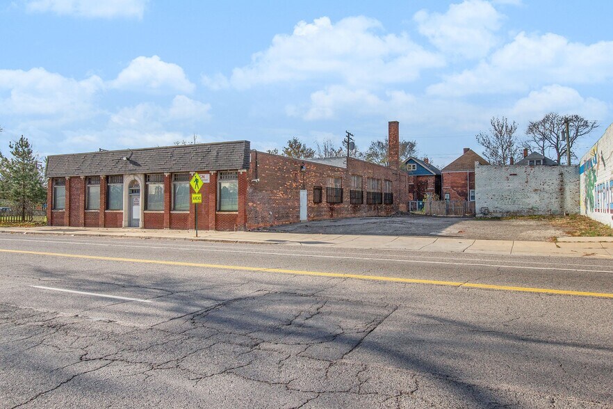 5221 Trumbull St, Detroit, MI 48208 Warehouse For Sale