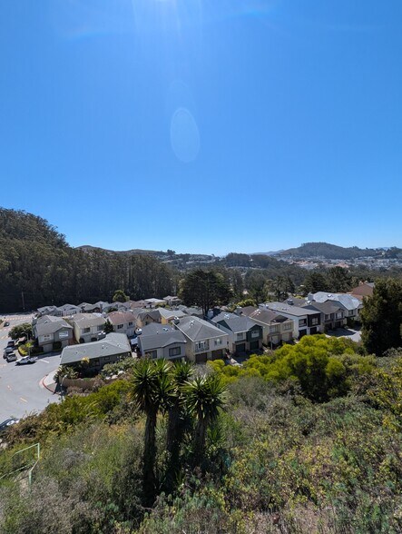 More Photos Of 202 Oak Park Dr, San Francisco Land For Sale