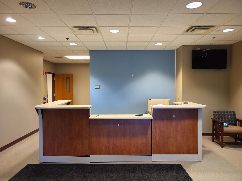 More Photos Of 6401 Prairie St, Norton Shores Medical For Lease