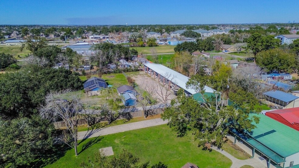 More Photos Of 18910 Carrot St, Spring Trailer Camper Park For Sale