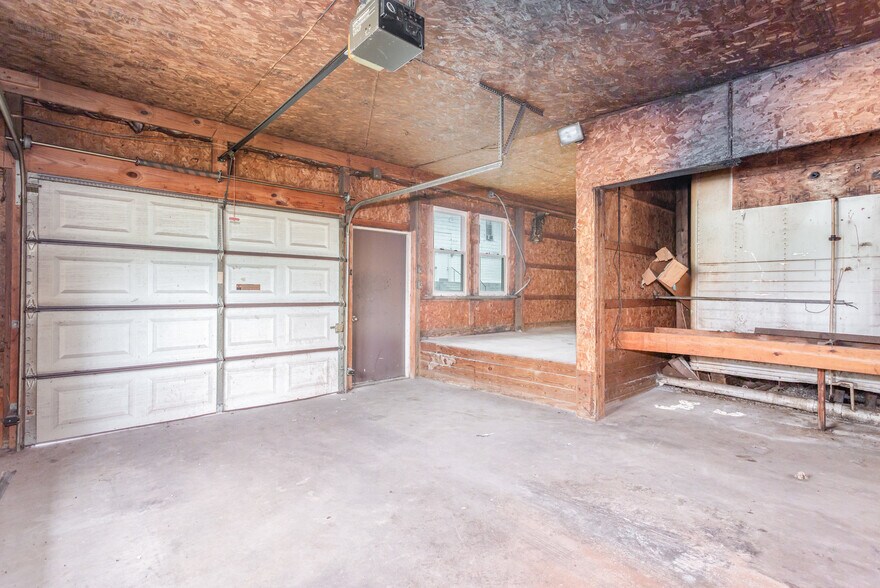 More Photos Of 113 Main St, Christiansburg Restaurant For Sale