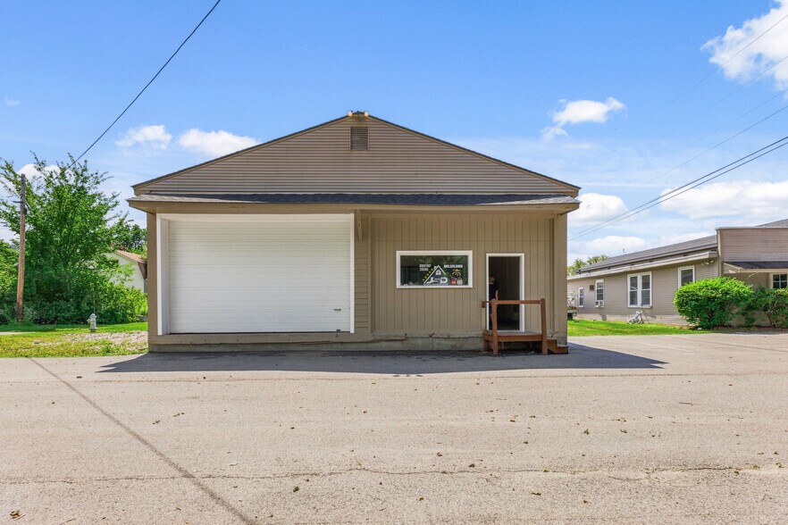 More Photos Of 36 Carpenter Street St, Keene Office For Sale