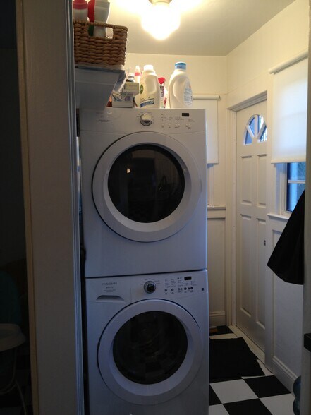 More Photos Of 751 N Hayworth Ave, Los Angeles Apartments For Sale