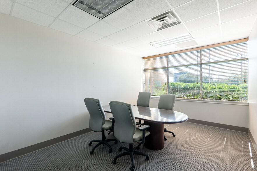 More Photos Of 3740 Copperfield Dr, Bryan Medical For Lease