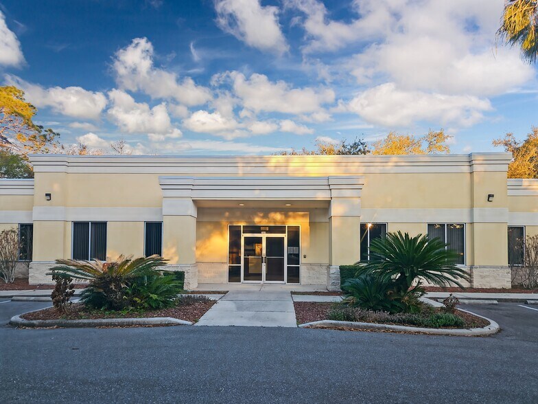 More Photos Of 7320 E Fletcher Ave, Tampa Coworking Space