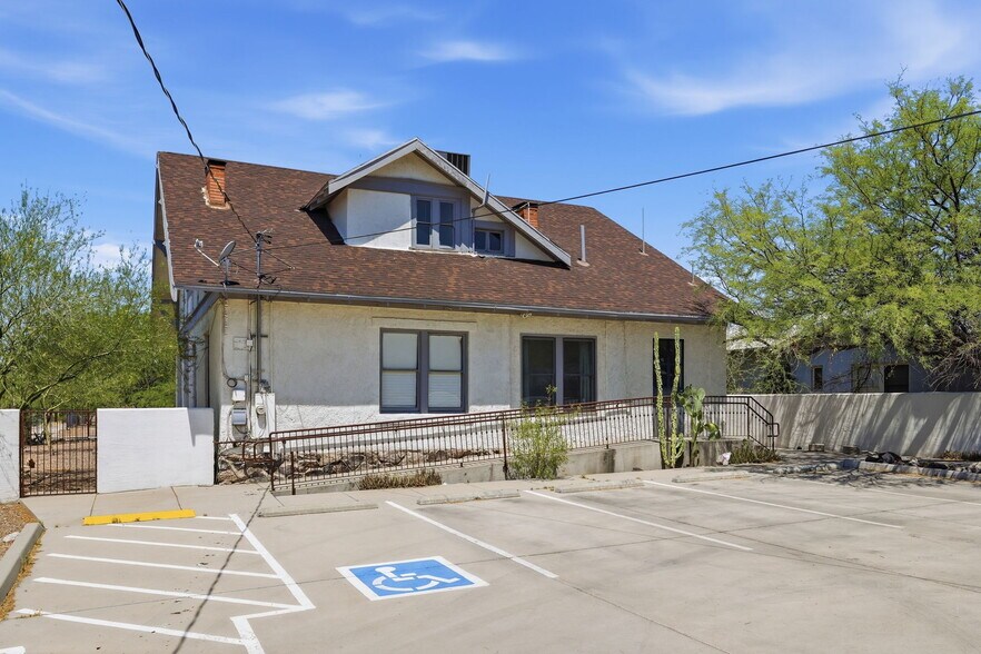 More Photos Of 1004 N 6th Ave, Tucson Office For Sale