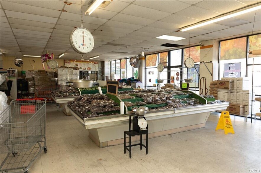 More Photos Of 4730 E Olympic Blvd, Los Angeles Supermarket For Lease
