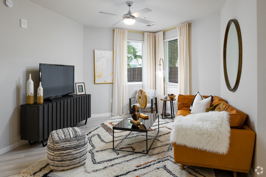 More Photos Of 505 Chatham Ave, Orlando Apartments For Lease