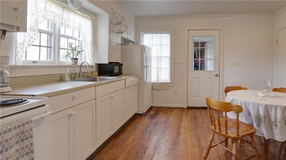 More Photos Of 14630 State Route 54, Hammondsport Winery Vineyard For Sale