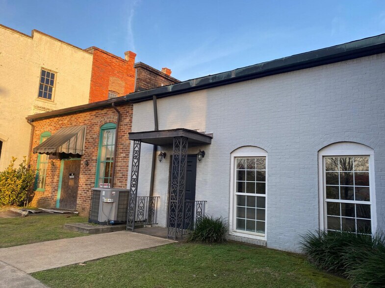 More Photos Of 121 Saint Joseph Ave, Brewton Office For Sale