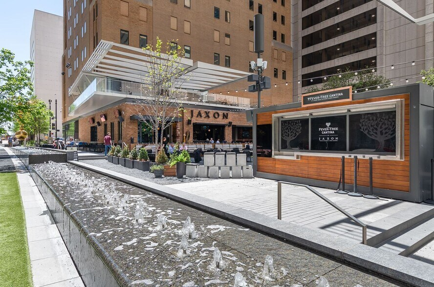 More Photos Of 1301 Young St, Dallas Office For Lease