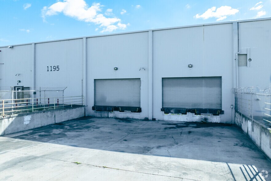 More Photos Of 1195 N Gertrude Ave, Stockton Warehouse For Sale