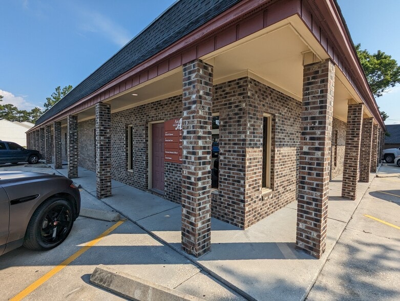 More Photos Of 1010 5th Ave N, Myrtle Beach Office For Lease