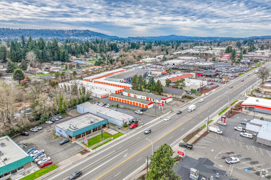 More Photos Of 17635 SE McLoughlin Blvd, Milwaukie Freestanding For Lease