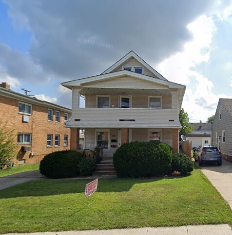Primary Photo Of 5223 W 52nd St, Parma Apartments For Sale