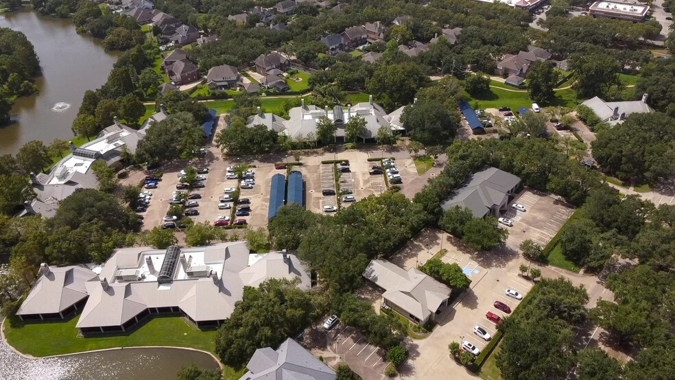 More Photos Of 4675 Sweetwater Blvd, Sugar Land Unknown For Lease