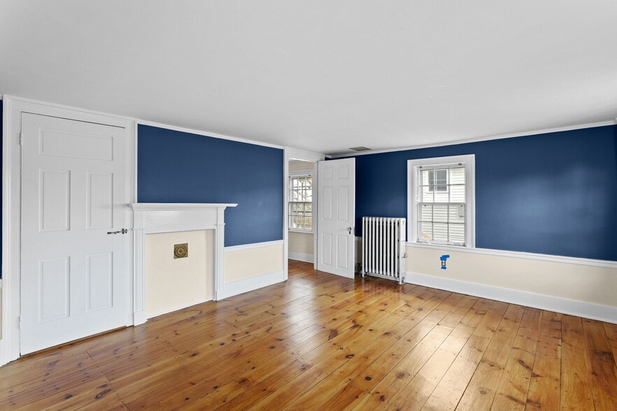 More Photos Of 80 Lafayette Rd, Hampton Falls Freestanding For Sale