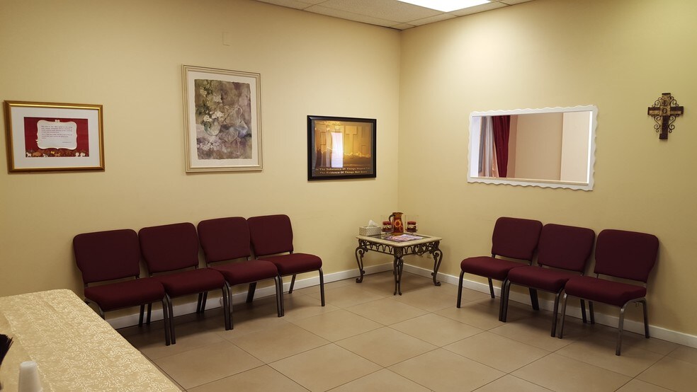 More Photos Of 10250-10352 W Sample Rd, Coral Springs Storefront Retail Office For Sale