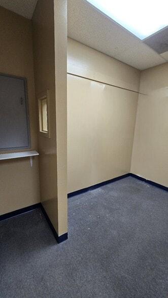 More Photos Of 100 W National Rd, Englewood Medical For Sale