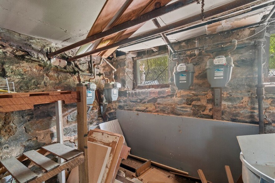 More Photos Of 5001 Roland Ave, Baltimore Apartments For Sale