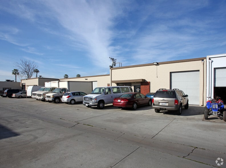 Primary Photo Of 11803 Slauson Ave, Santa Fe Springs Manufacturing For Lease