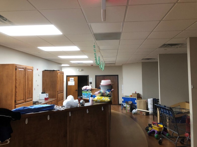 More Photos Of 315 W 3rd St N, Newton Office For Sale