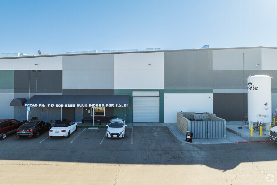 More Photos Of 17451-14757 Muskrat Ave, Adelanto Warehouse For Sale