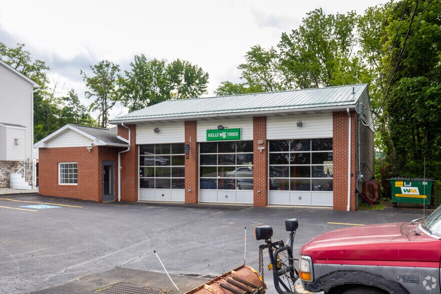 Primary Photo Of 364 Route 909, Verona Auto Repair For Lease