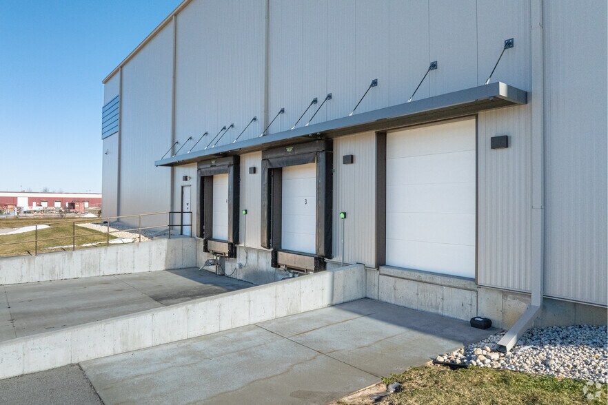 More Photos Of 4245 Capital Cir, Janesville Warehouse For Sale