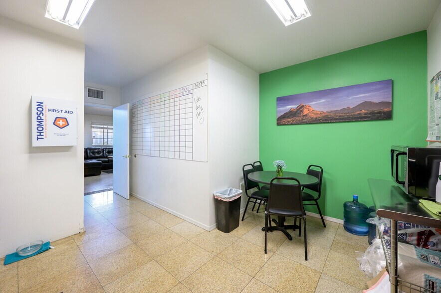 More Photos Of 3446-3450 N 29th Ave, Phoenix Warehouse For Sale
