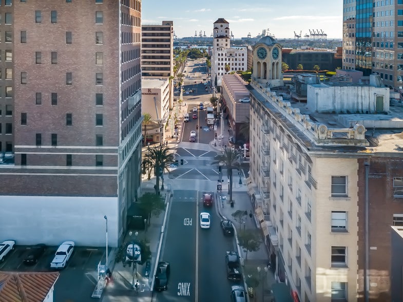 More Photos Of 115 Pine Ave, Long Beach Office For Lease