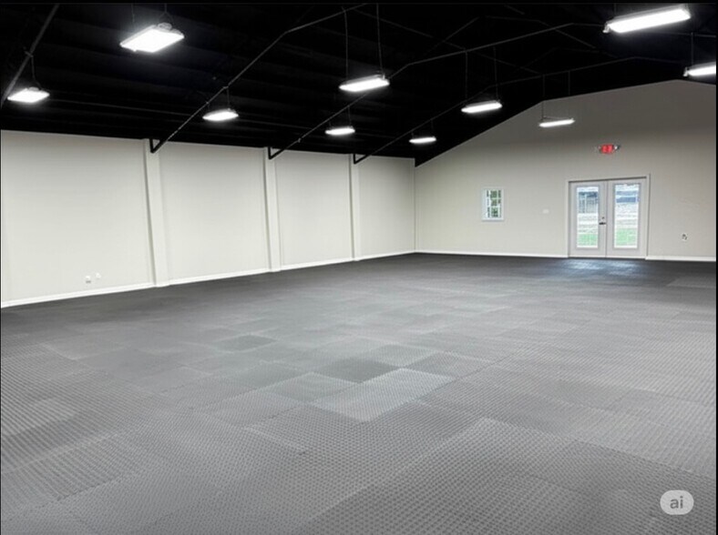 More Photos Of 509 Trammell St, Atmore General Retail For Sale