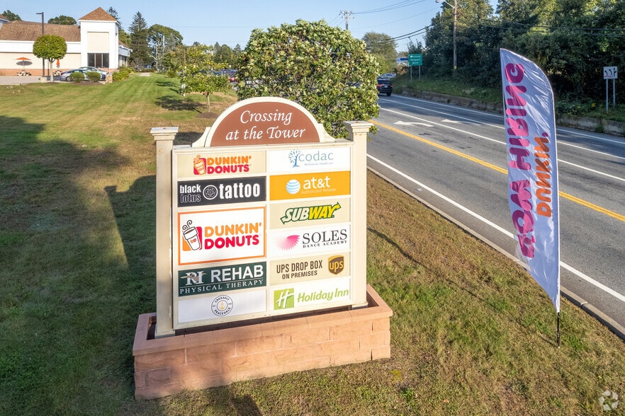 More Photos Of 3045 Tower Hill Rd, South Kingstown Unknown For Lease