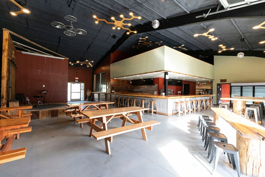 More Photos Of 125 & 139 Hannon Ln, Darby Restaurant For Sale